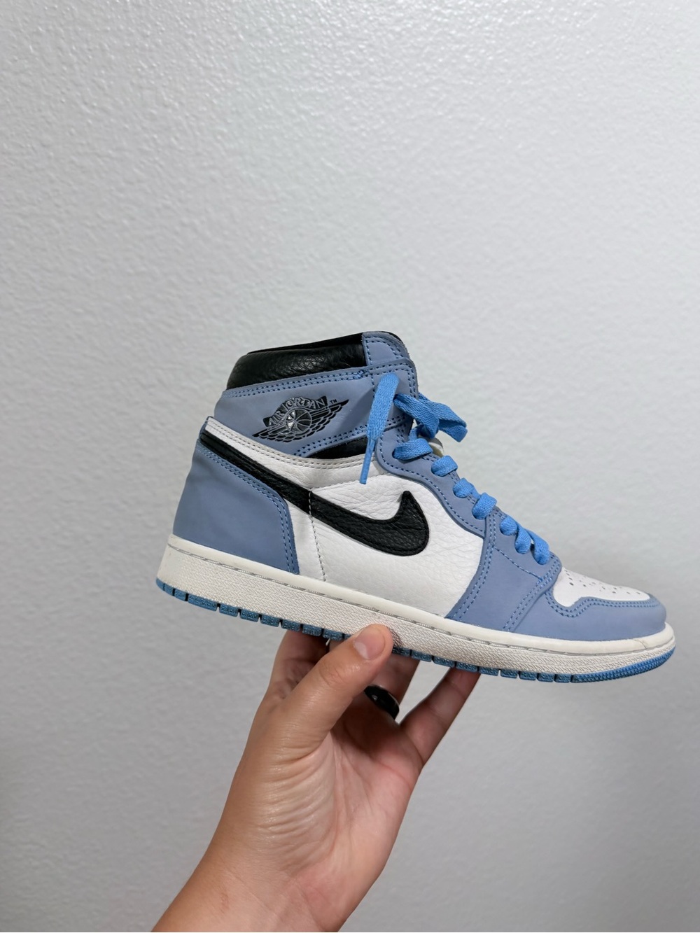 Nike Air Jordan 1 High - unc blue